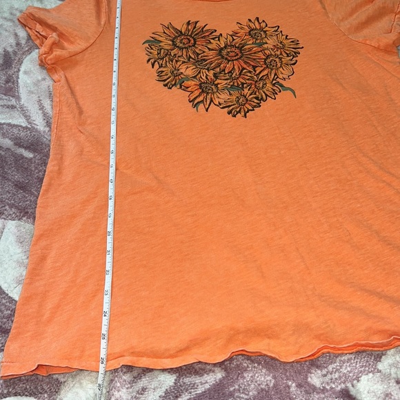 Torrid Sunflower Heart Vintage Cotton Slub Crew Neck Tee Size 00 - Picture 9 of 9